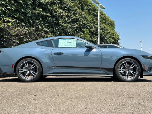 New 2025 Ford Mustang Coupe image 3