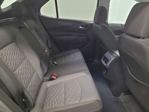 Used 2021 Chevrolet Equinox LT image 19