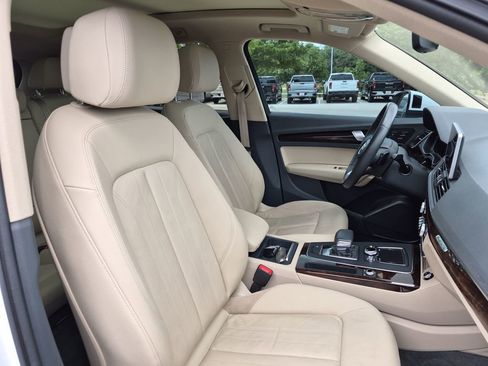 Used 2018 Audi Q5 2.0T Premium Plus w/ Premium Plus Package AWD/4WD image 37