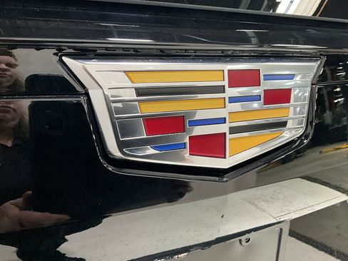 Used 2024 Cadillac Escalade Sport w/ Heavy-Duty Trailer Package image 30