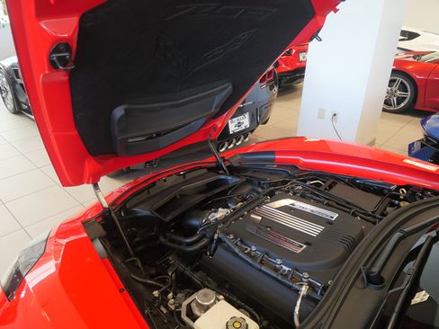 Used 2016 Chevrolet Corvette Z06 w/ 2LZ Preferred Equipment Group image 18