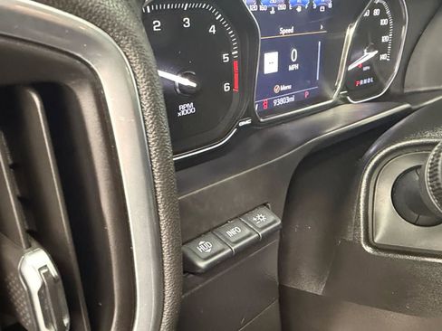 Used 2021 GMC Sierra 1500 AT4 w/ AT4 Value Package AWD/4WD image 25