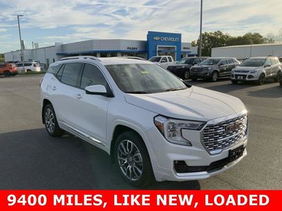 Used 2024 GMC Terrain Denali w/ Denali Premium Package