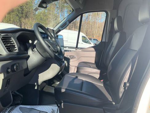 New 2026 Ford Transit 250 148 Medium Roof RWD image 14