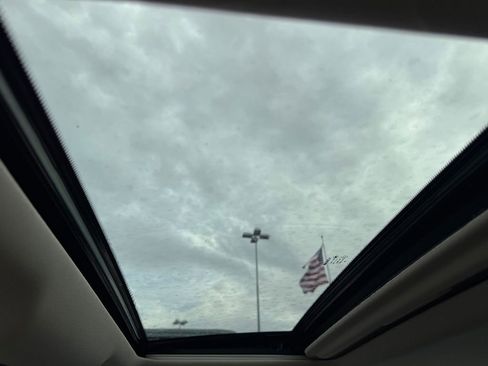 New 2025 Nissan Altima 2.5 SV w/ SV Premium Package image 12