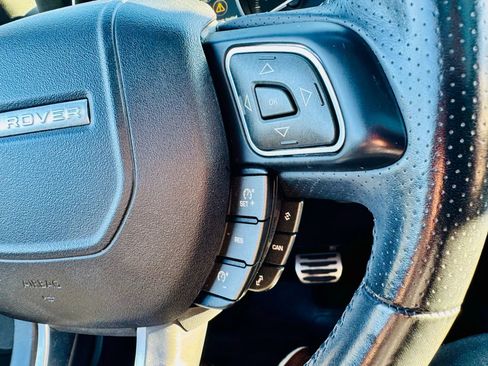Used 2017 Land Rover Range Rover Evoque HSE Dynamic image 28