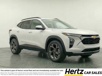 Used 2025 Chevrolet Trax LT