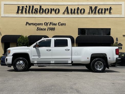 Used 2016 GMC Sierra 3500 Denali w/ Duramax Plus Package image 3
