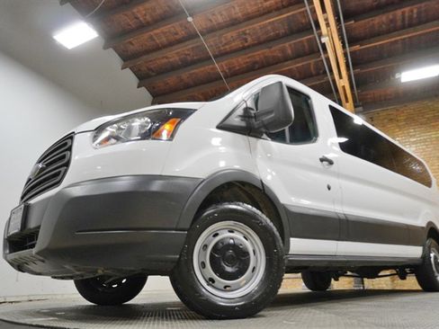 Used 2016 Ford Transit 350 XL image 3