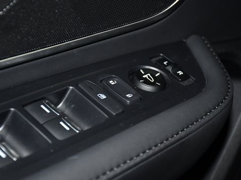Certified 2024 Acura RDX SH-AWD image 33