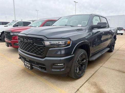 New 2026 RAM 1500 4x4 Crew Cab image 3