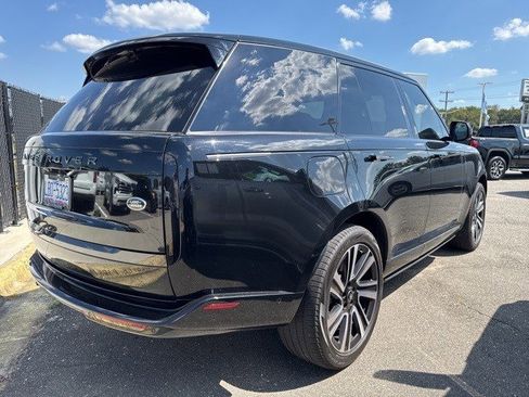 Used 2023 Land Rover Range Rover SE image 6