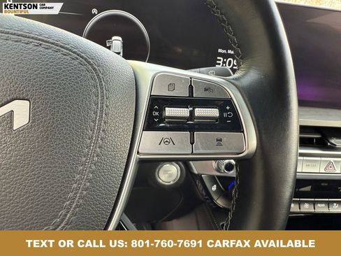 Used 2023 Kia Telluride SX Prestige X-Pro AWD/4WD image 18