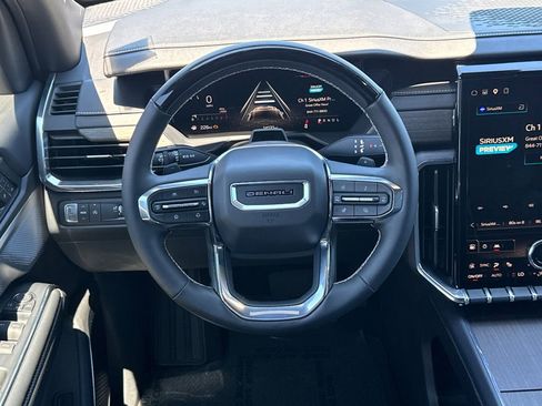Used 2024 GMC Acadia Denali w/ Super Cruise Package FWD image 25