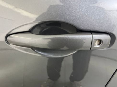 Used 2024 Nissan Versa SV w/ Trunk Package image 38