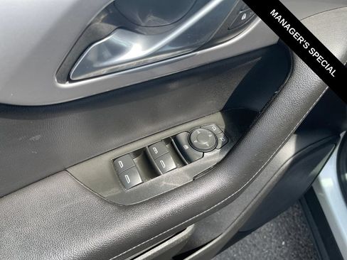 Used 2022 Chevrolet Blazer LT FWD image 14