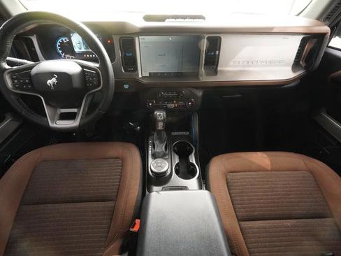 Used 2023 Ford Bronco Outer Banks AWD/4WD image 11