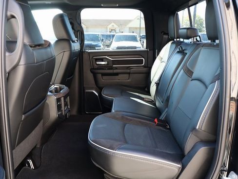 Used 2025 RAM 2500 Laramie w/ Night Edition image 46