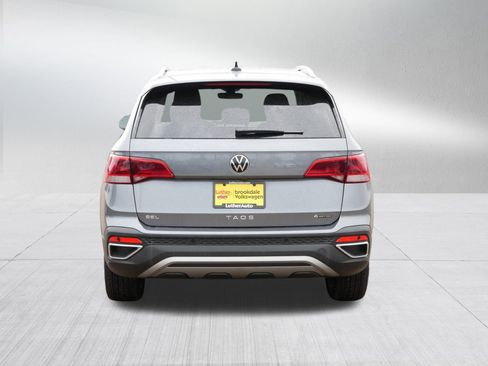 Used 2024 Volkswagen Taos SEL image 6