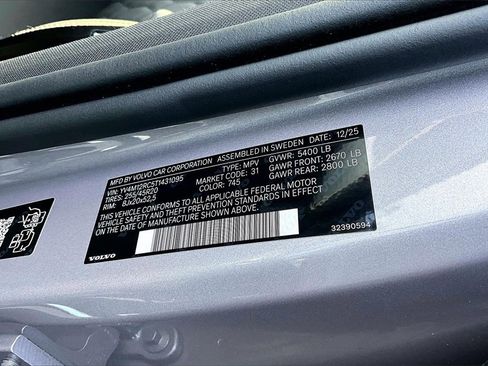 New 2026 Volvo XC60 B5 Plus w/ Protection Package Premier image 14