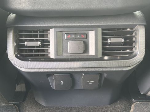 Used 2022 Ford F150 Platinum w/ Equipment Group 701A High AWD/4WD image 23