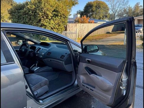 Used 2006 Honda Civic LX image 9