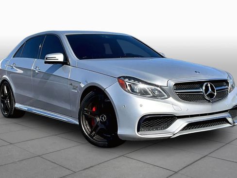 Used 2014 Mercedes-Benz E 63 AMG 4MATIC Sedan image 4