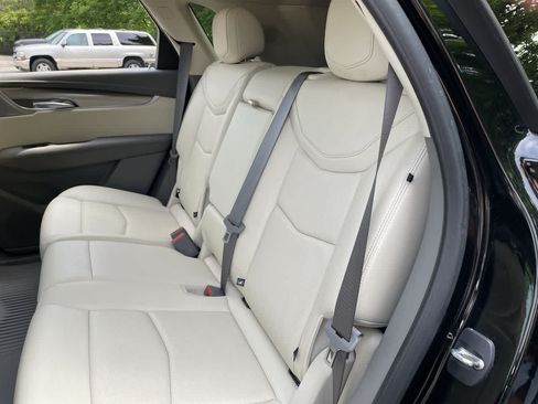 Certified 2023 Cadillac XT5 Premium Luxury w/ LPO, Floor Liner Package AWD/4WD image 19
