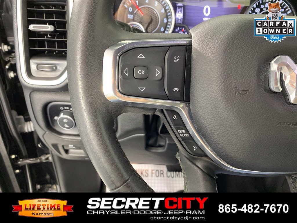 Used 2025 RAM 1500 Laramie AWD/4WD image 14