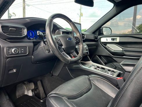 Used 2020 Ford Explorer ST w/ ST Street Pack image 2