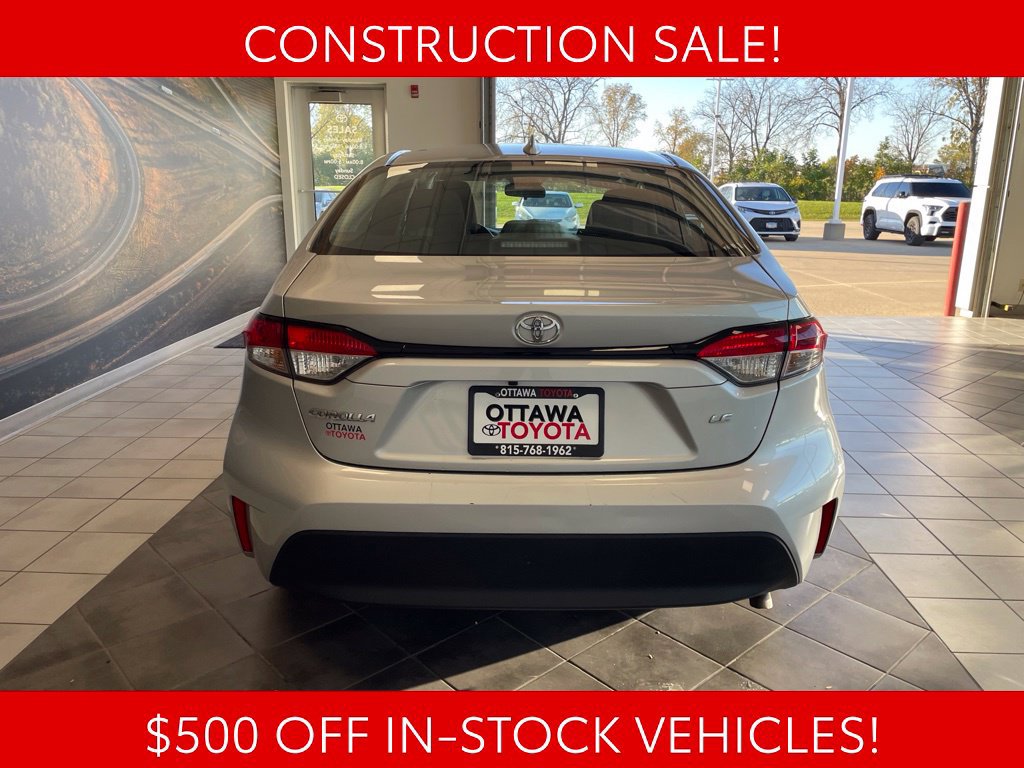 Used 2025 Toyota Corolla LE FWD image 6