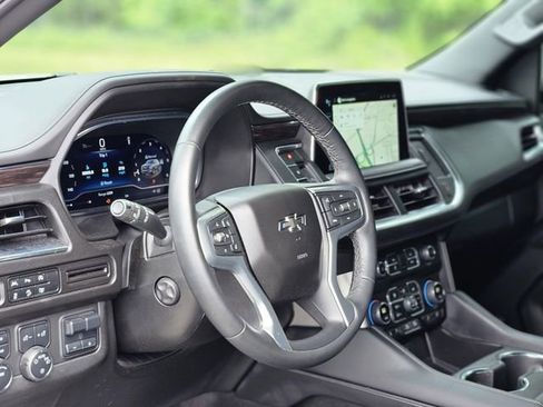 Used 2024 Chevrolet Tahoe Z71 w/ Luxury Package image 12