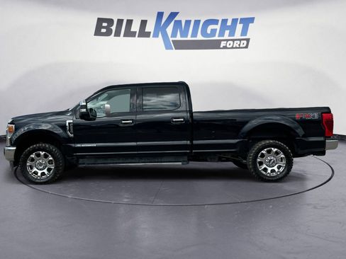 Used 2022 Ford F250 Lariat w/ Chrome Package image 2