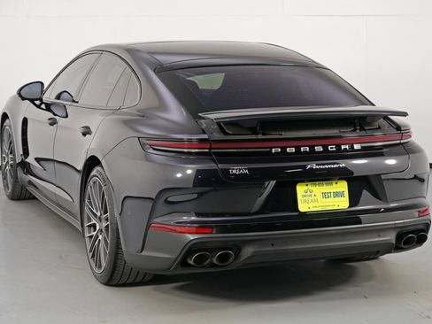 Used 2024 Porsche Panamera image 54