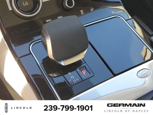 Used 2023 Land Rover Range Rover Velar R-Dynamic S image 27