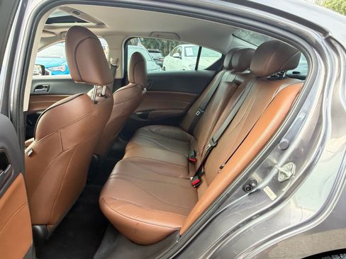 Used 2020 Acura ILX FWD image 11