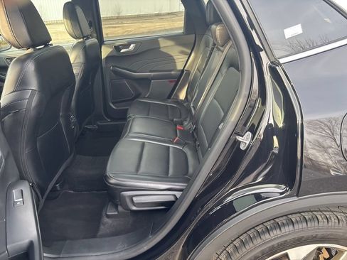 Used 2024 Ford Escape Platinum AWD/4WD image 34