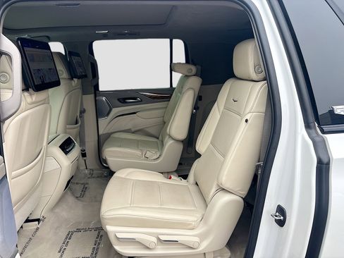 Used 2023 Cadillac Escalade ESV Sport Platinum w/ LPO, ONYX Package image 23