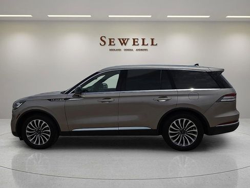 Used 2021 Lincoln Aviator Reserve w/ Equipment Group 201A RWD image 2
