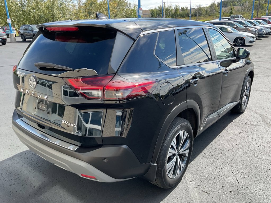 Used 2023 Nissan Rogue SV AWD/4WD image 5