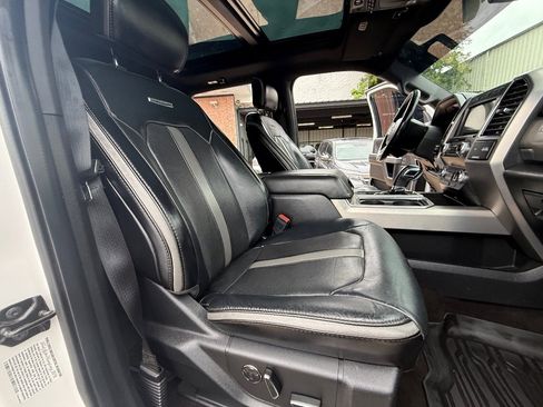 Used 2019 Ford F350 Platinum w/ Platinum Ultimate Package image 29