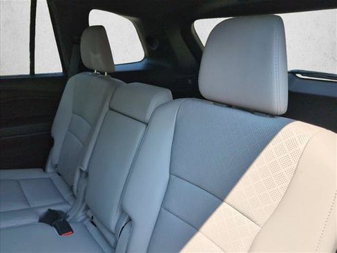 Used 2019 Honda Passport Touring image 18