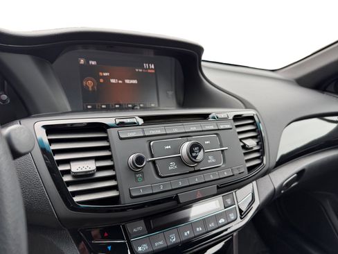 Used 2016 Honda Accord LX-S image 12