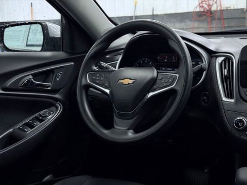 Used 2024 Chevrolet Malibu LT FWD image 22