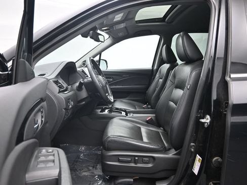 Used 2018 Honda Ridgeline RTL-E image 21
