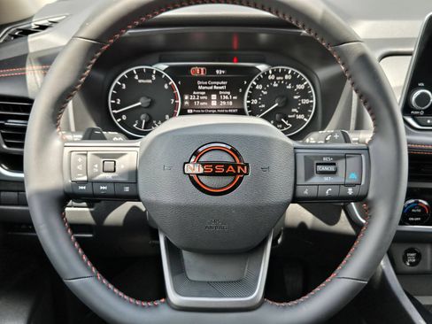 Used 2026 Nissan Rogue SV AWD/4WD image 20