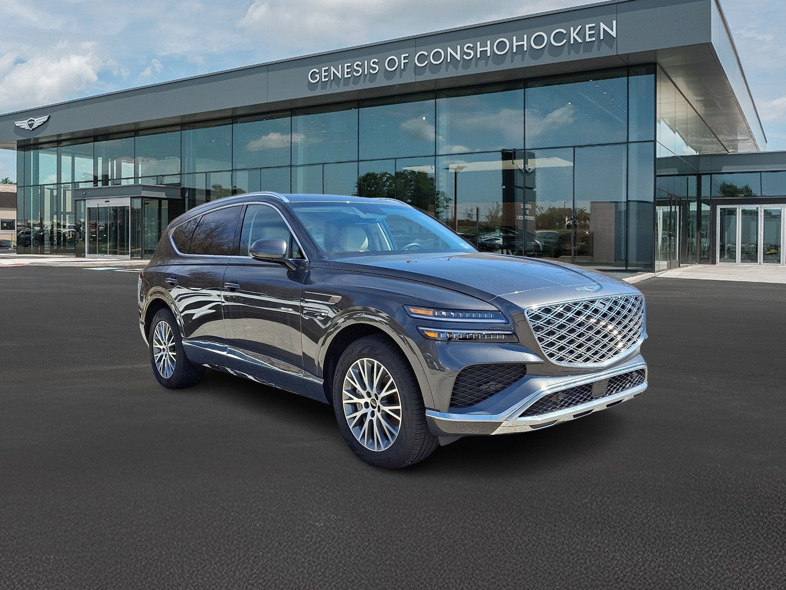 Certified 2025 Genesis GV80 2.5T Standard AWD/4WD image 2