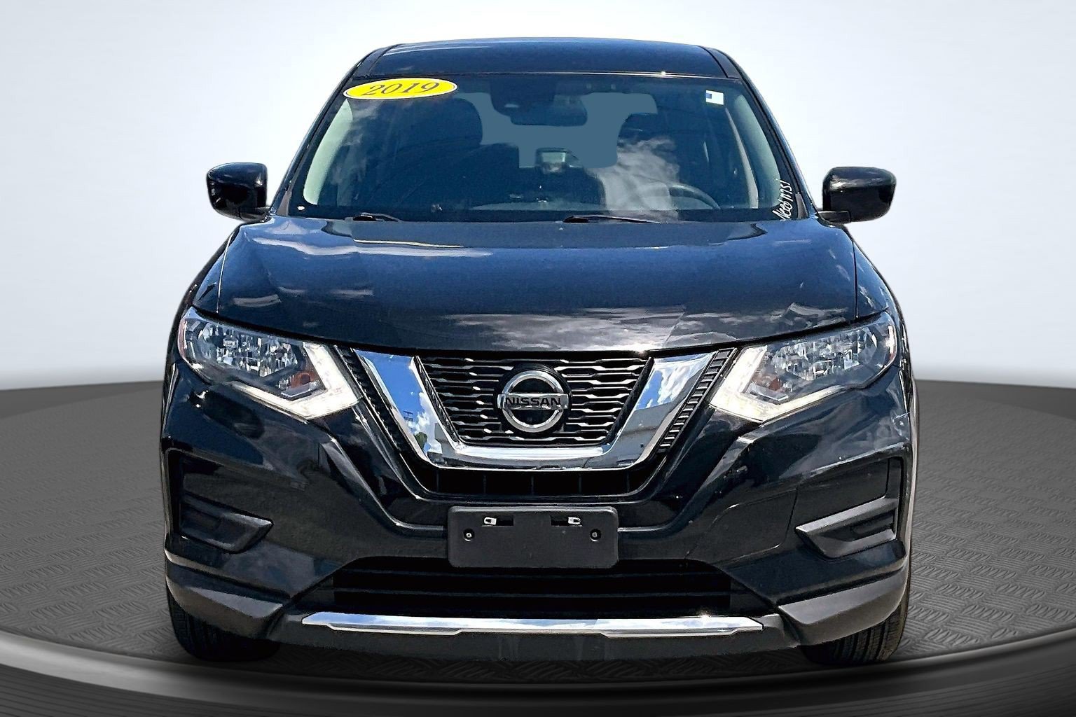 Used 2019 Nissan Rogue S AWD/4WD image 1