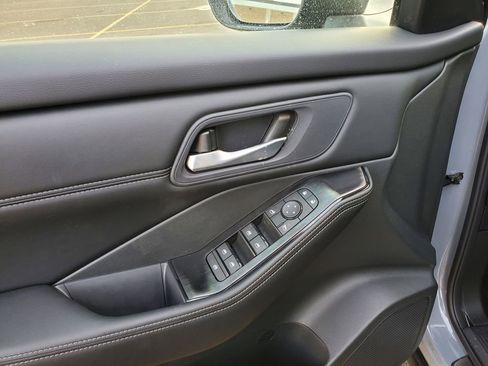 New 2026 Nissan Rogue SV image 15