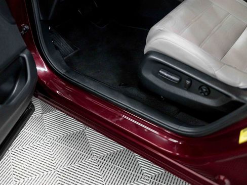 Used 2019 Honda CR-V EX-L image 38